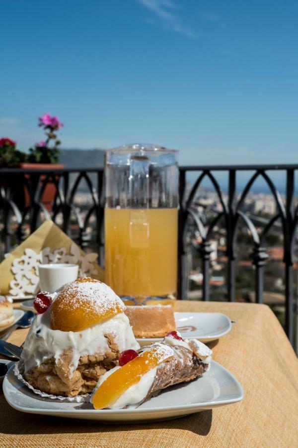 Bed and Breakfast A Casa Di Simona Монреале Екстер'єр фото